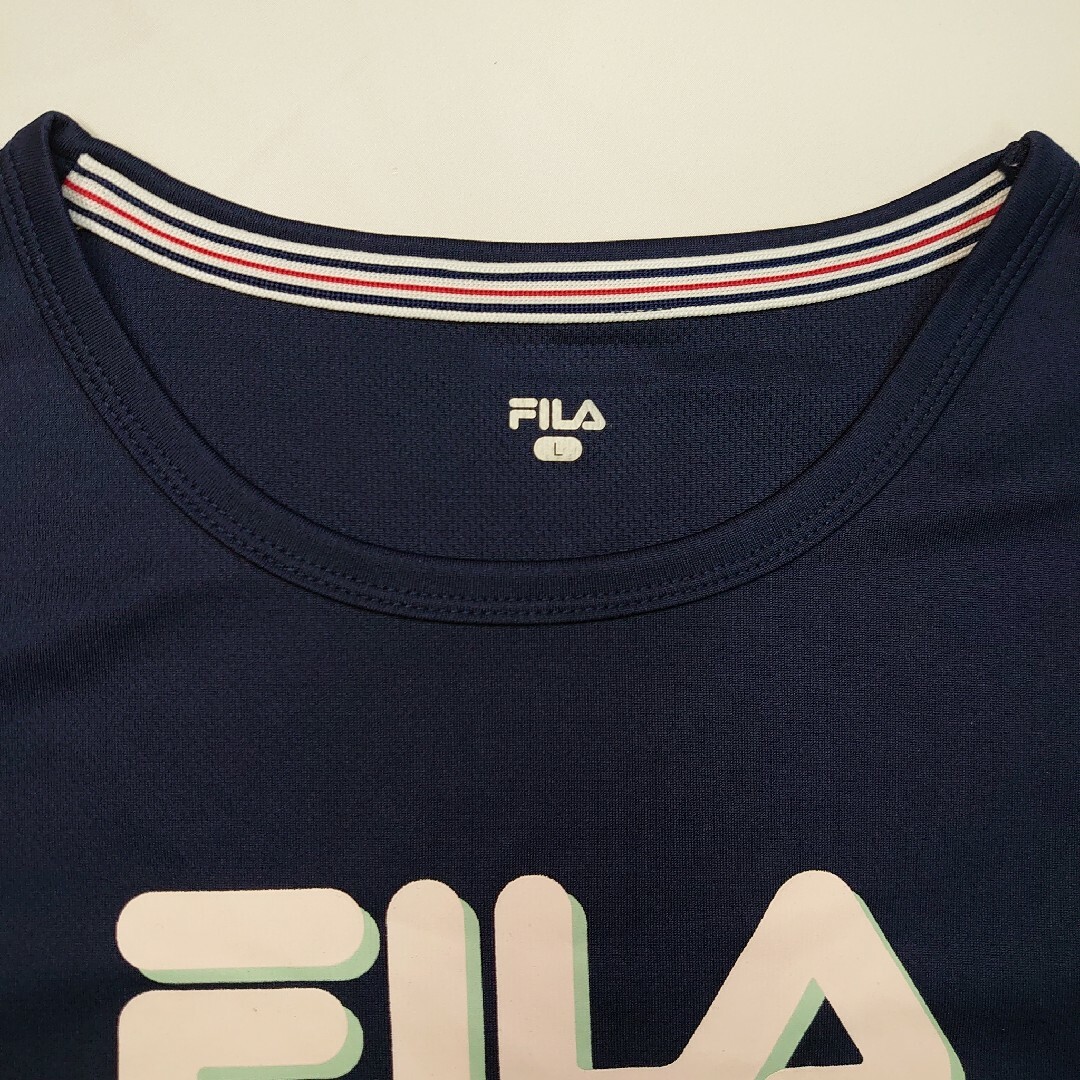 FILA(フィラ)の【美品】FILA ストレッチ Tシャツ Lサイズ ネイビー レディースのトップス(Tシャツ(半袖/袖なし))の商品写真