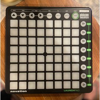 ノベーション(novation)のableton novation LAUNCHPAD(MIDIコントローラー)