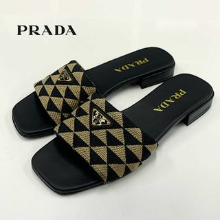 プラダ(PRADA)の8972 プラダ ファブリック ロゴプレート トライアングル フラットサンダル (サンダル)