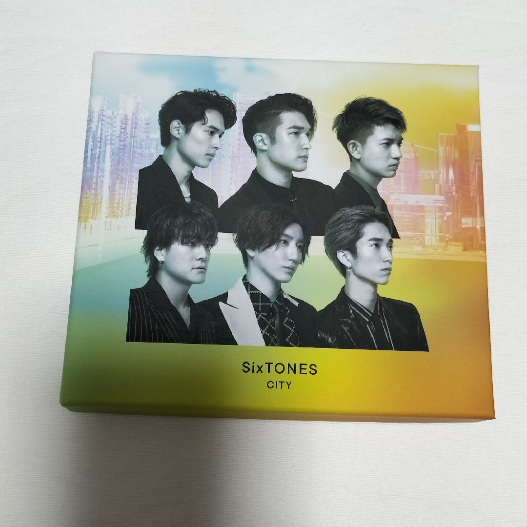 SixTONES(ストーンズ)のSixTONES/CITY　初回盤A　DVD版　2ndアルバム　中古 エンタメ/ホビーのCD(ポップス/ロック(邦楽))の商品写真