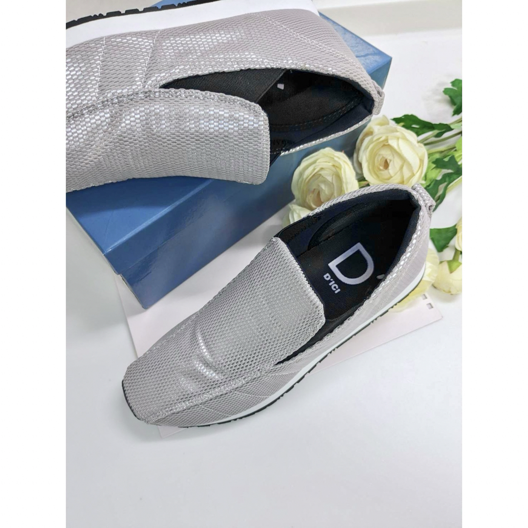 Mode et Jacomo(モードエジャコモ)のMode et Jacomo D’ICI❤️新品❤️シルバー24.5cm レディースの靴/シューズ(サンダル)の商品写真