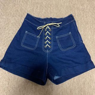 新品未使用 ハイウエスト 編み上げ ショートパンツ(ショートパンツ)