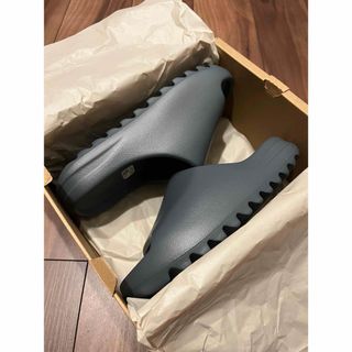 イージー(YEEZY（adidas）)のadidas yeezy slide Slate Marine スレートマリン(サンダル)