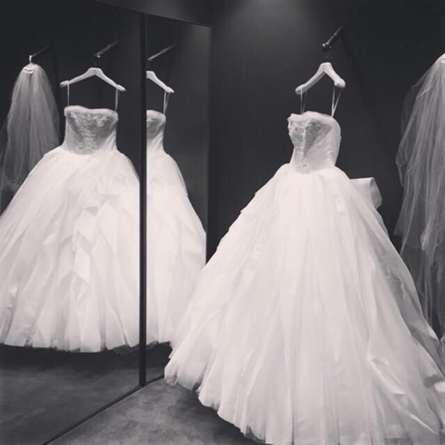 本物 Vera Wang - Vera Wang Liesel♡ ウェディングドレス