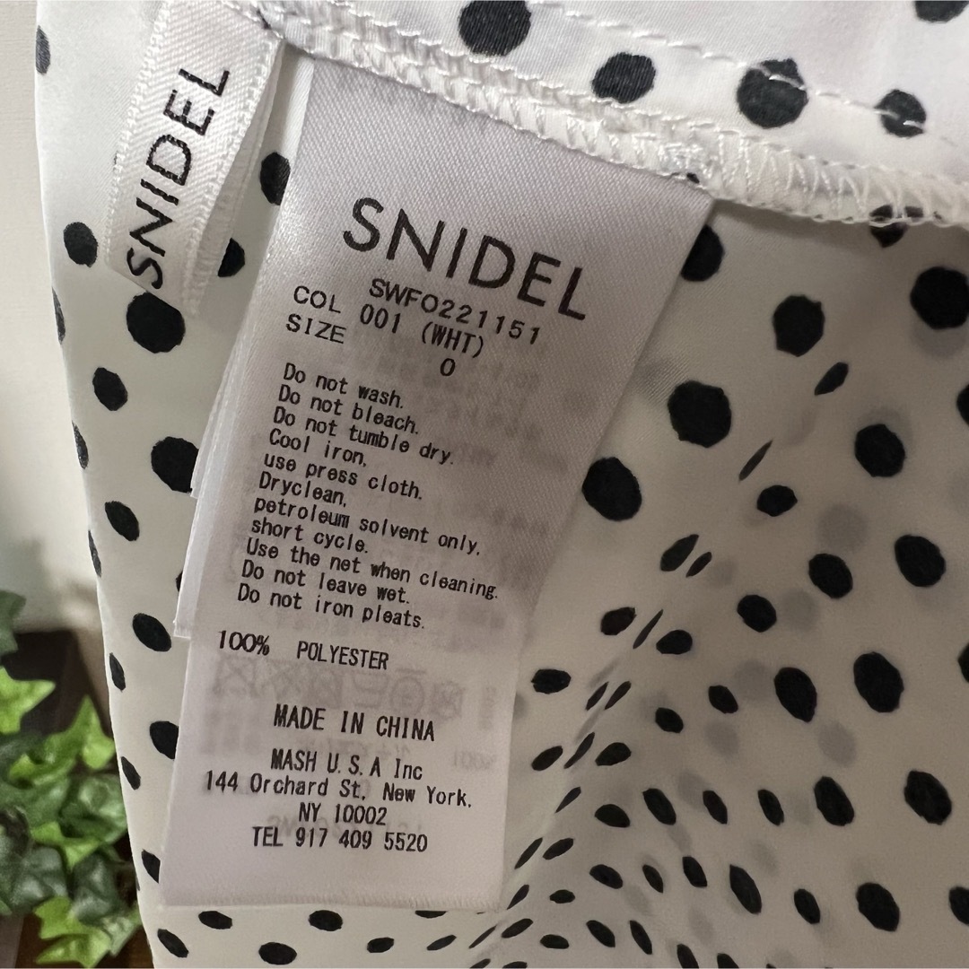 SNIDEL(スナイデル)のsnidel スナイデル ワンピース ロング ドット柄 備品 レディースのワンピース(ロングワンピース/マキシワンピース)の商品写真