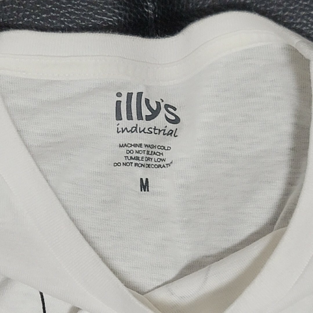 lily's Tシャツ　M メンズのトップス(Tシャツ/カットソー(半袖/袖なし))の商品写真