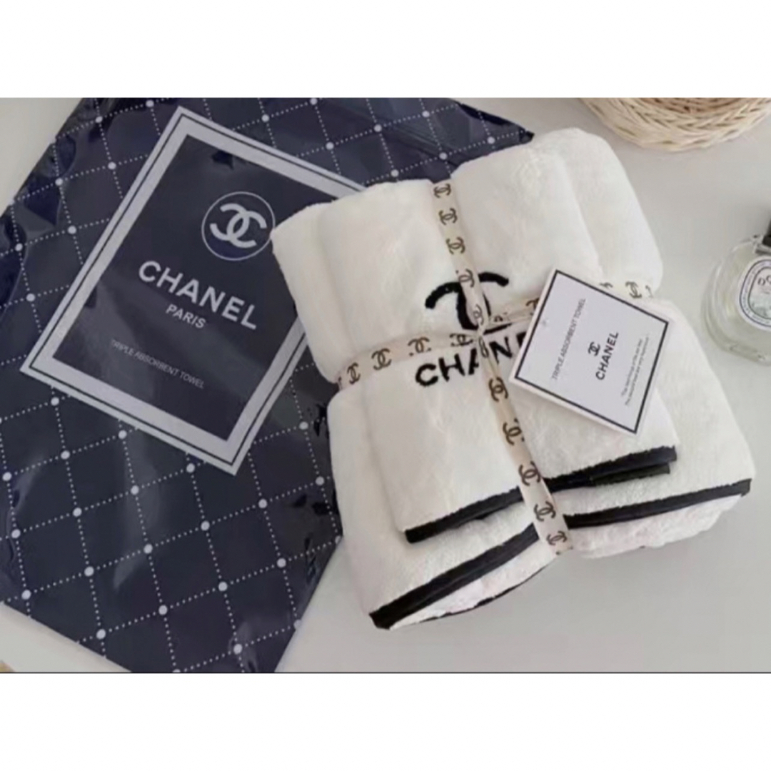 CHANEL(シャネル)のシャネル ノベルティ タオル 2枚セット 3セット インテリア/住まい/日用品の日用品/生活雑貨/旅行(タオル/バス用品)の商品写真