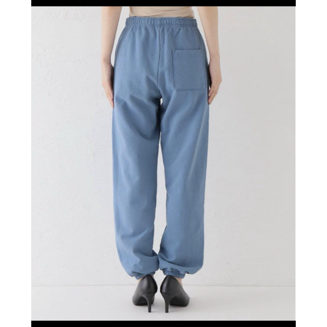 L'Appartement DEUXIEME CLASSE(アパルトモンドゥーズィエムクラス)のL'Appartement SPORTY&RICH BIGSweatPants レディースのパンツ(カジュアルパンツ)の商品写真