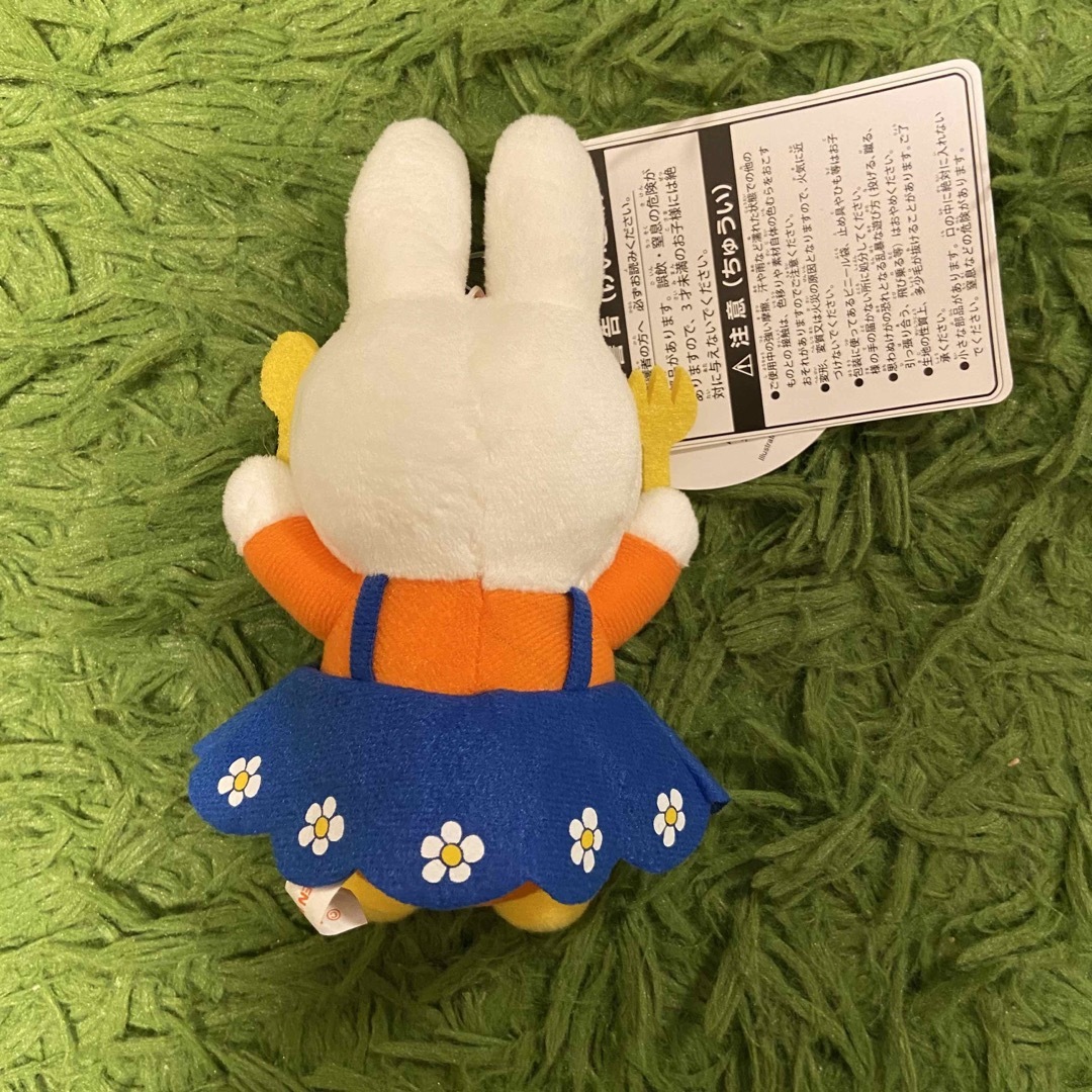 miffy(ミッフィー)のミッフィー　ハウステンボス　キーホルダー　ナインチェカフェ　キーチェーン エンタメ/ホビーのおもちゃ/ぬいぐるみ(キャラクターグッズ)の商品写真