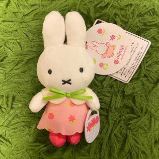 ミッフィー(miffy)のミッフィー　ハウステンボス　キーホルダー　ナインチェ　フラワー　キーチェーン(キャラクターグッズ)