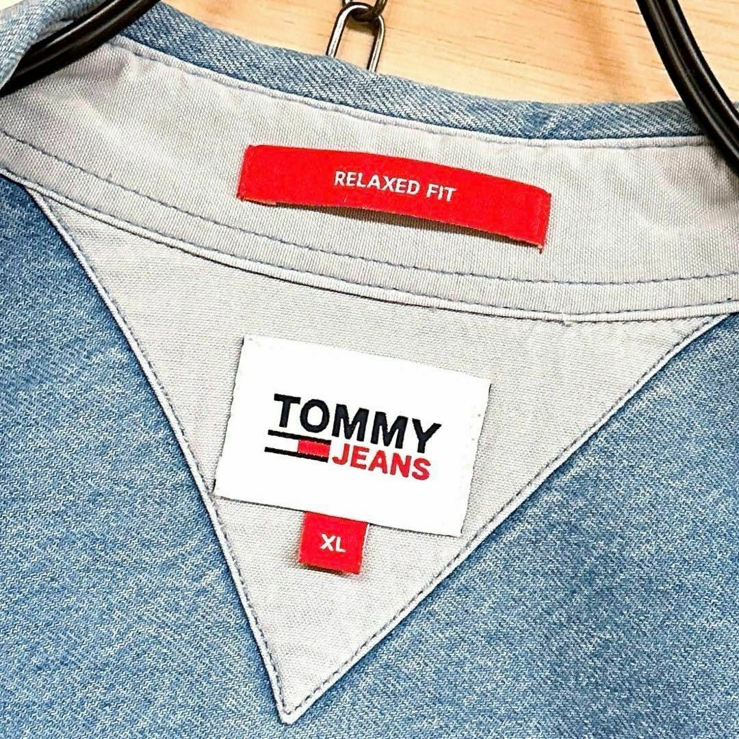 TOMMY HILFIGER(トミーヒルフィガー)の【トミーヒルフィガー】レトロ サークル ロゴ デニム 長袖シャツ XL 青×白 メンズのジャケット/アウター(Gジャン/デニムジャケット)の商品写真