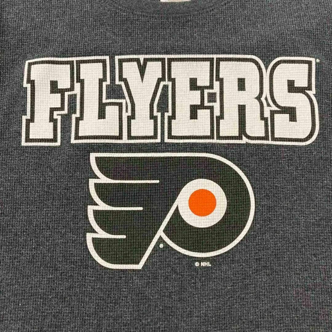 【美品】古着　NHL FLYERS ロンT　メンズ　グレー　L メンズのトップス(Tシャツ/カットソー(七分/長袖))の商品写真