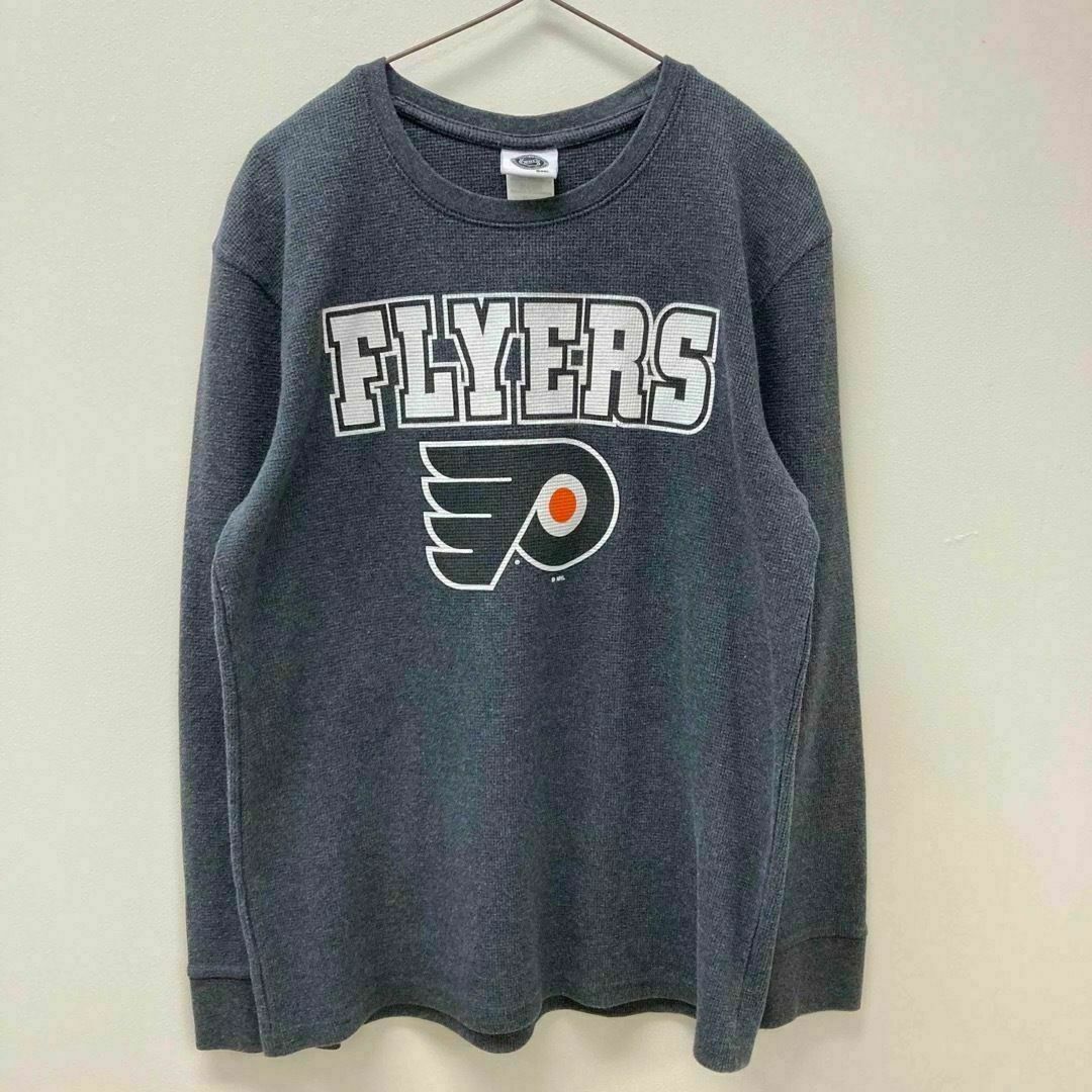 【美品】古着　NHL FLYERS ロンT　メンズ　グレー　L メンズのトップス(Tシャツ/カットソー(七分/長袖))の商品写真