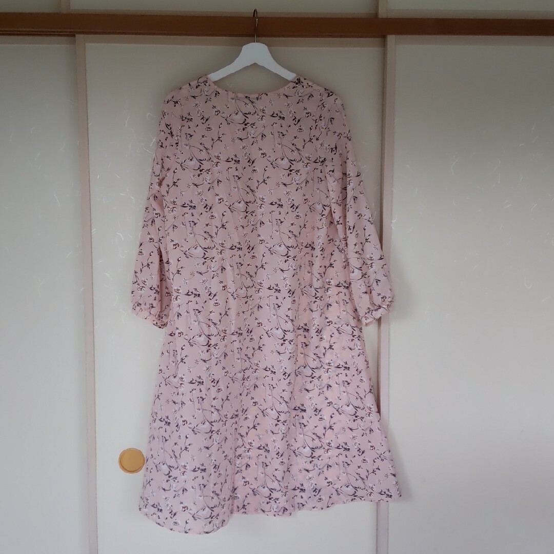 INGNI(イング)の花柄 シフォンロングシャツワンピース レディースのワンピース(ロングワンピース/マキシワンピース)の商品写真