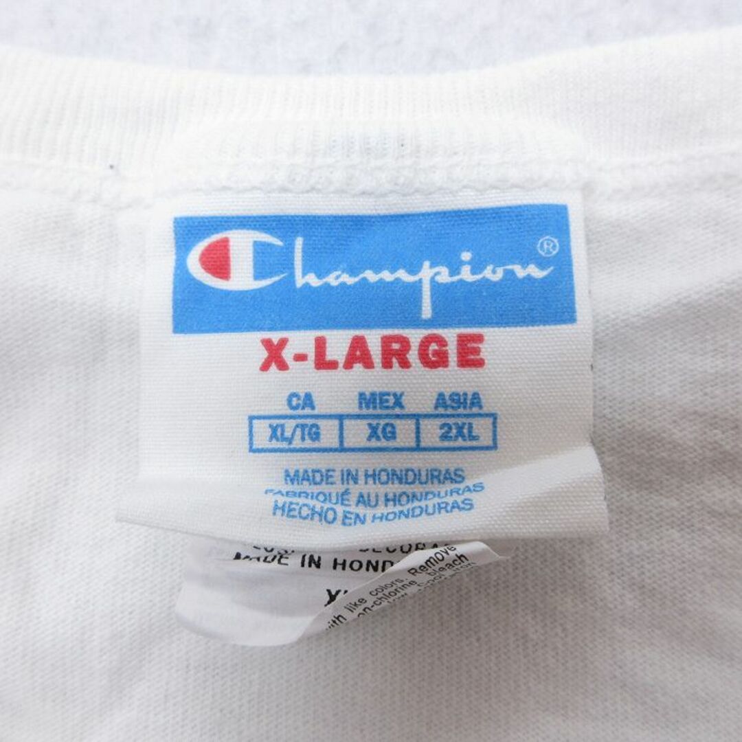 Champion(チャンピオン)のXL★古着 チャンピオン Champion 半袖 ブランド Tシャツ メンズ ワンポイントロゴ 総柄 コットン クルーネック 白 ホワイト 24apr13 中古 メンズのトップス(Tシャツ/カットソー(半袖/袖なし))の商品写真