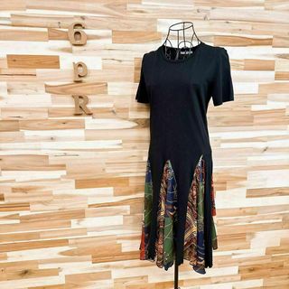 ZARA - 【ザラ】ZARA ドット柄 水玉 ニット ワンピース スリット S 黒 ZARA - 【ザラ】ZARA ドット柄 水玉 ニット ワンピース スリット S 黒