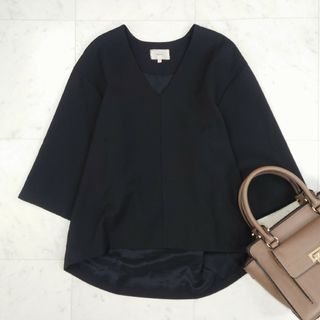 トゥデイフル(TODAYFUL)の美品♪ トゥデイフル TODAYFUL 七分袖 Vネック ブラウス ブラック(シャツ/ブラウス(長袖/七分))