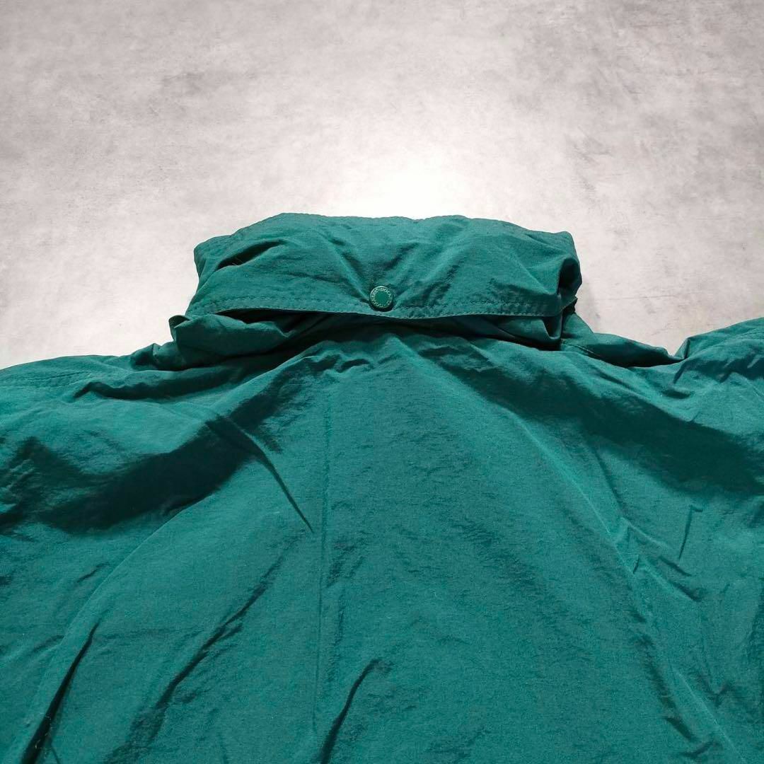 【DOCKERS】ドッカーズ　グリーンプルオーバーナイロンジャケット メンズのジャケット/アウター(ナイロンジャケット)の商品写真