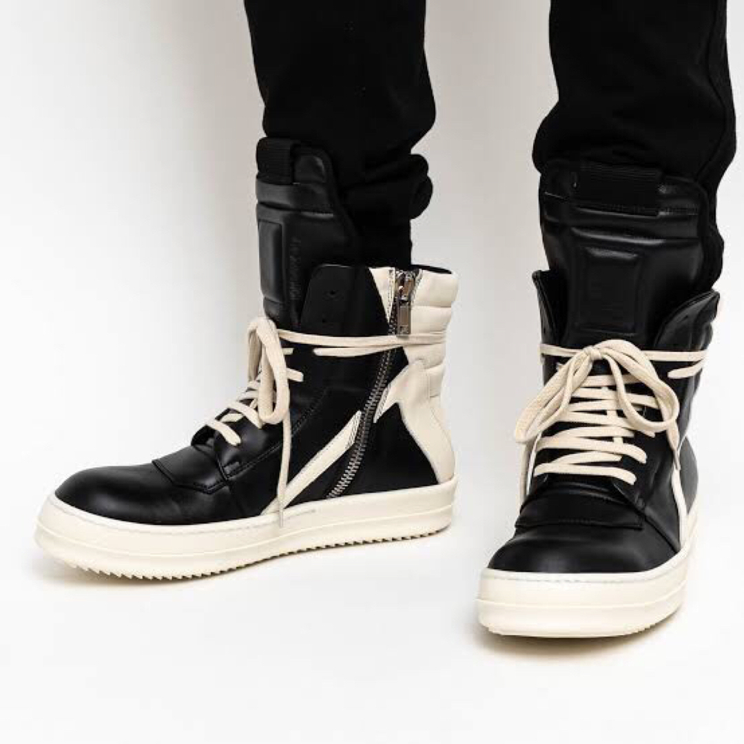 Rick Owens(リックオウエンス)の新品未使用　Rick Owens リックオウエンス　変え紐　グレーベージュ メンズのパンツ(その他)の商品写真