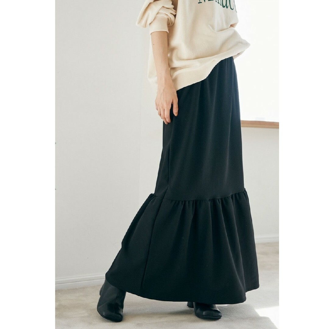 marjour RIB TIERED SKIRT マージュール ロングスカート レディースのスカート(ロングスカート)の商品写真