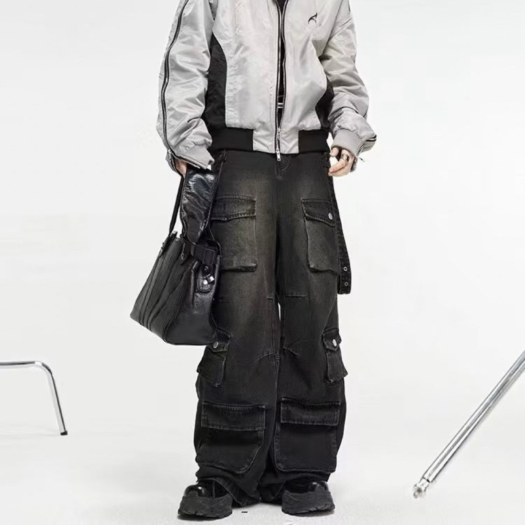 カーゴパンツ ブラック XL サイドベルト ポケット ワイドパンツ 地底人 韓国 レディースのパンツ(ワークパンツ/カーゴパンツ)の商品写真