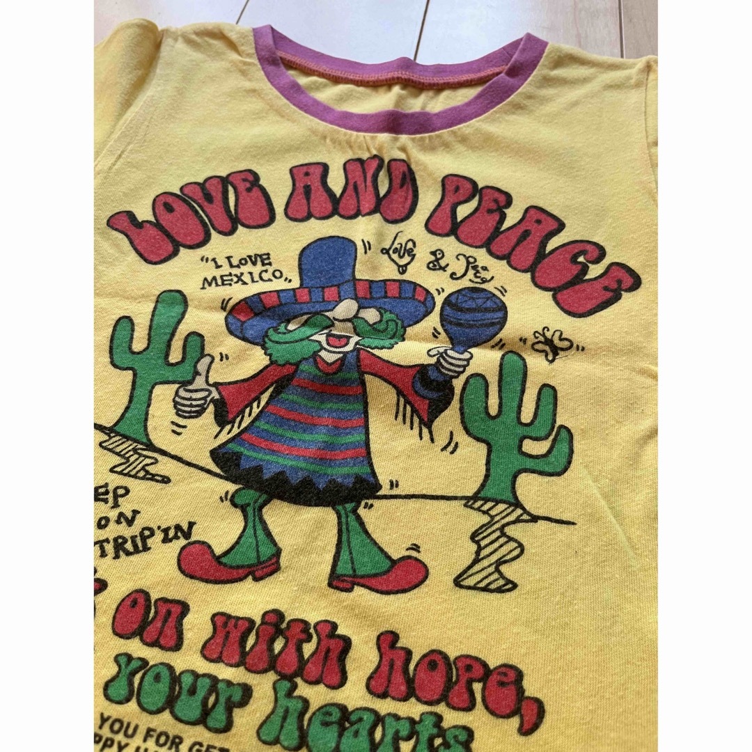 HIPPY HAPPY YUPPY BOO(ヒッピーハッピーヤッピブー)のブーフーウー　ヒッピーハッピー　ラブアンドピース　メキシカンTシャツ　100  キッズ/ベビー/マタニティのキッズ服男の子用(90cm~)(Tシャツ/カットソー)の商品写真