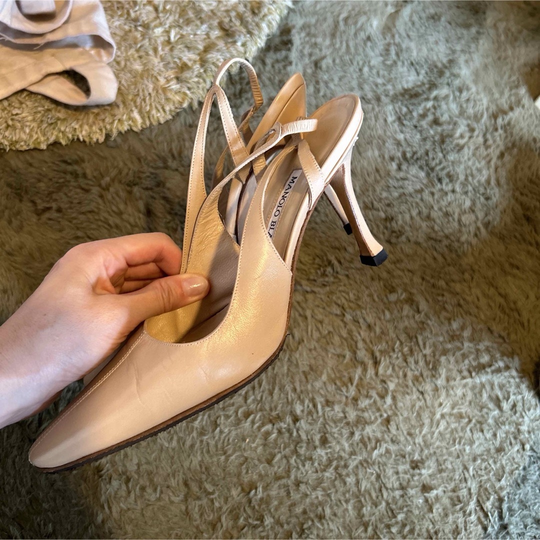 MANOLO BLAHNIK(マノロブラニク)のマノロブラニク　パンプスサンダル レディースの靴/シューズ(サンダル)の商品写真