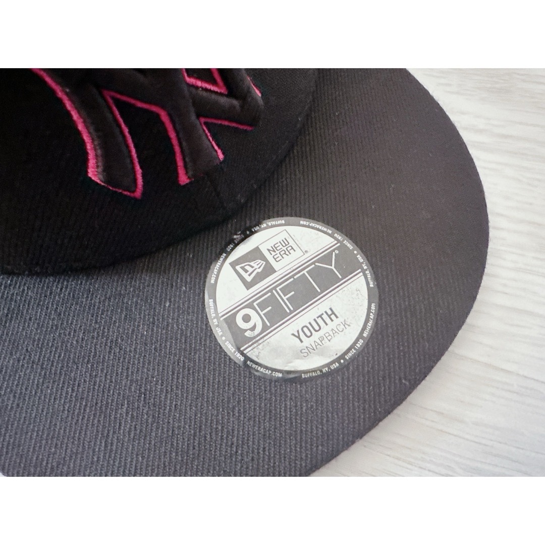 NEW ERA(ニューエラー)のニューエラ ピンク キャップ ニューヨークヤンキース メンズの帽子(キャップ)の商品写真