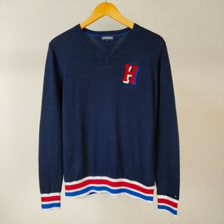 トミーヒルフィガー(TOMMY HILFIGER)のトミーヒルフィガー　ワンポイントロゴ　Vネック　長袖　ニット　古着　TOMMY(ニット/セーター)