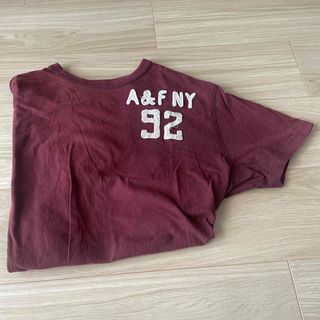 アバクロンビーアンドフィッチ(Abercrombie&Fitch)のアバクロ　半袖Tシャツ　レッド　赤　あずき(Tシャツ/カットソー(半袖/袖なし))