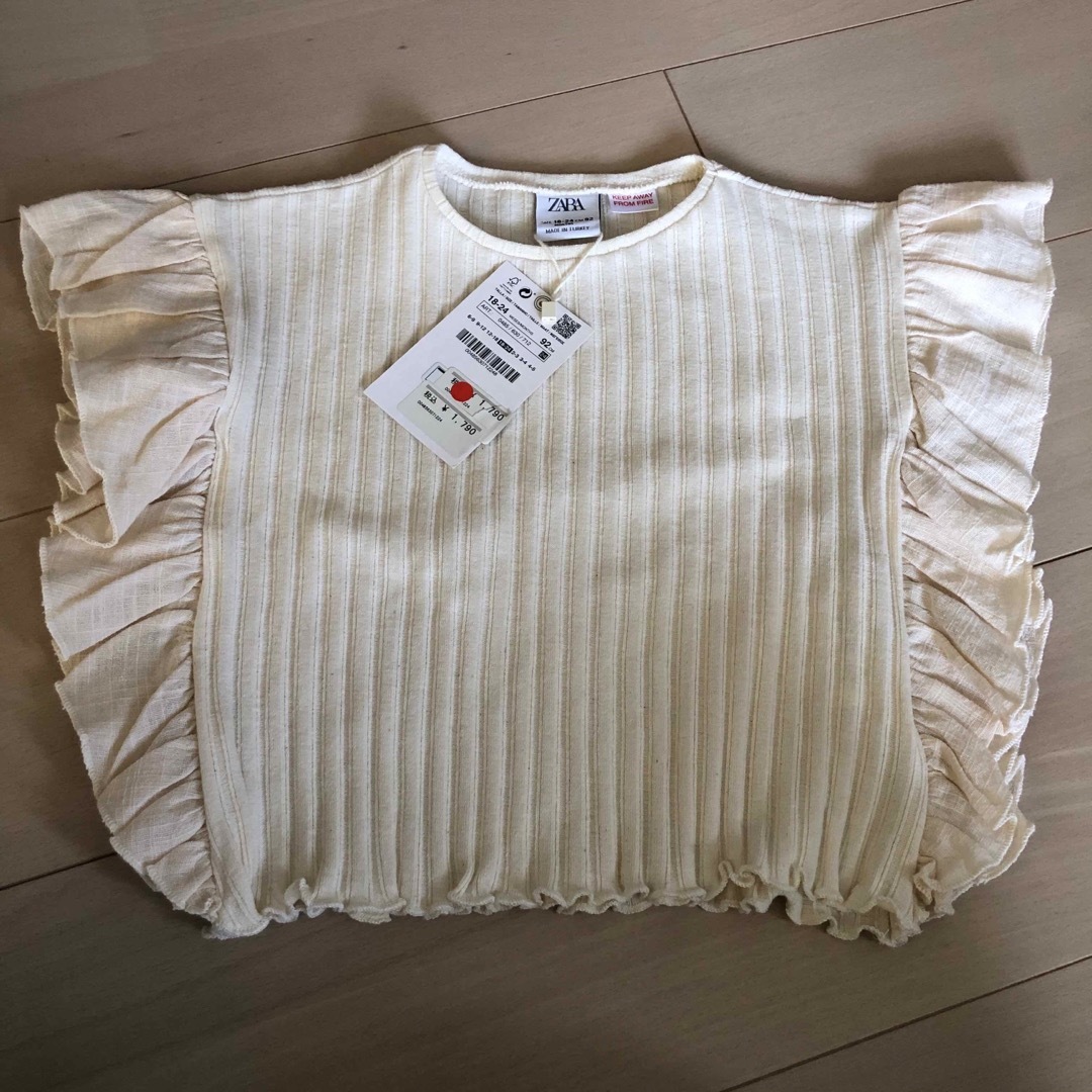 ZARA KIDS(ザラキッズ)のZARA レーストップス　92 キッズ/ベビー/マタニティのキッズ服女の子用(90cm~)(Tシャツ/カットソー)の商品写真