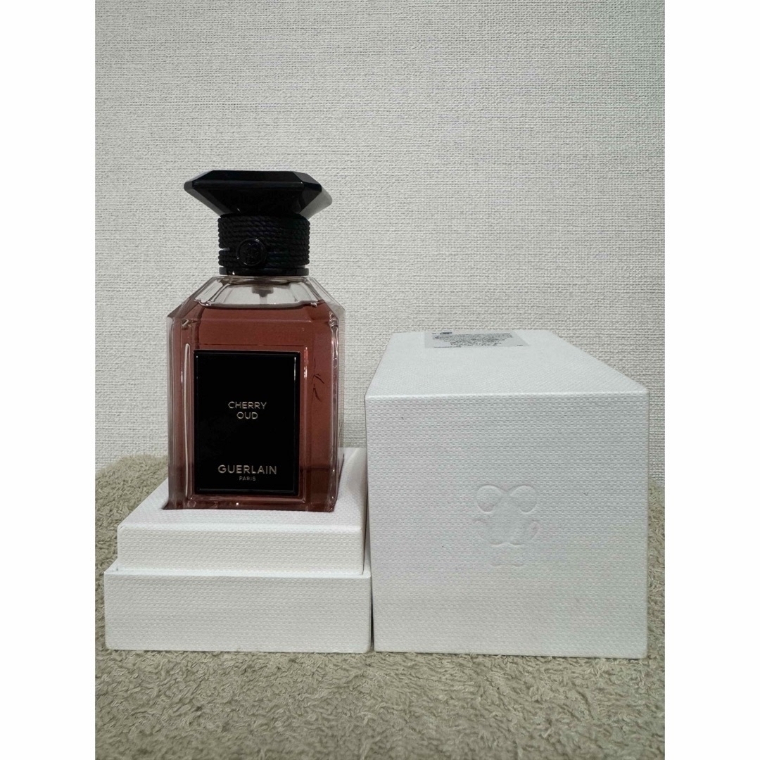 GUERLAIN(ゲラン)の【未使用に近い】ゲラン チェリー ウード オーデパルファン 100ml コスメ/美容の香水(香水(女性用))の商品写真