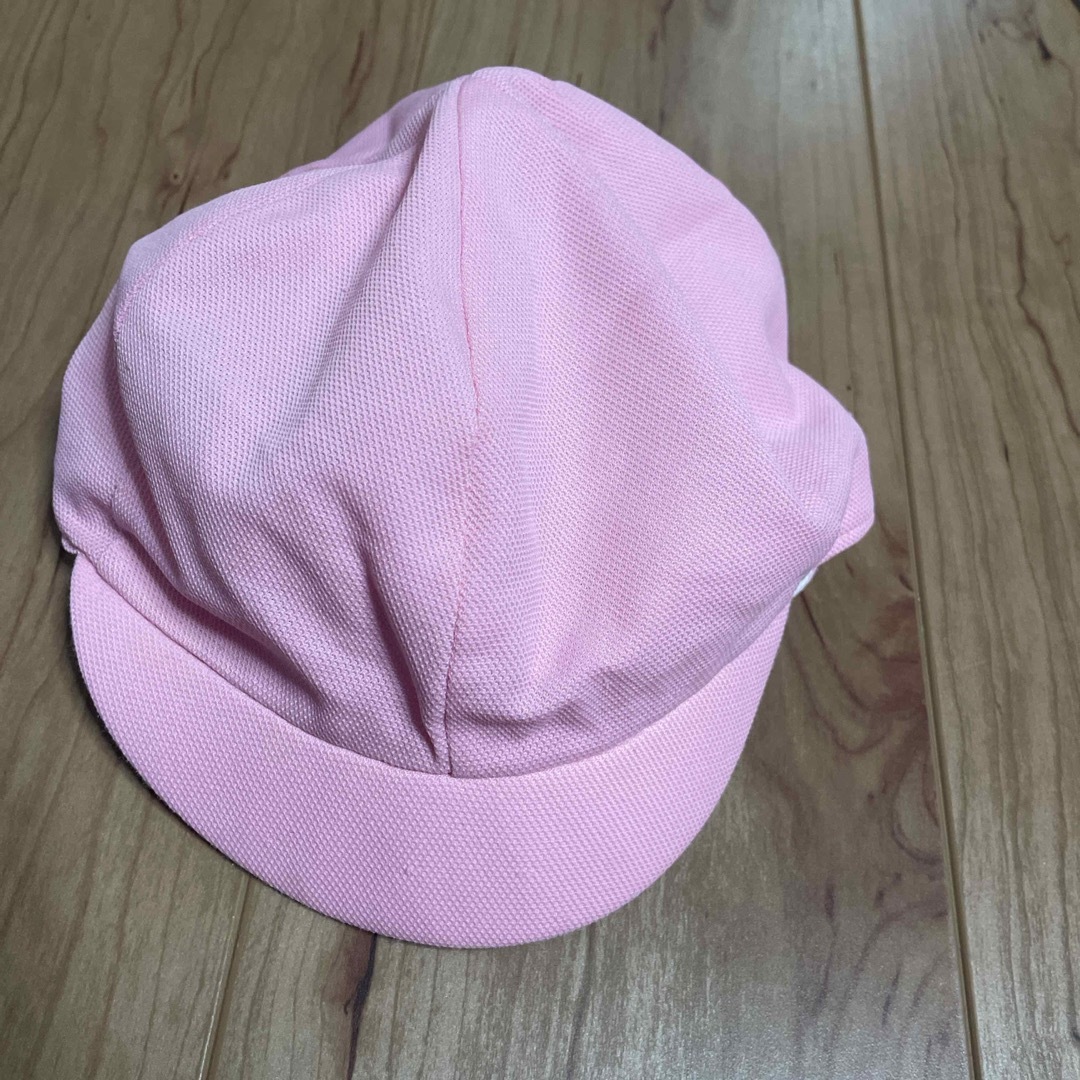 カラー帽子　ピンク　① キッズ/ベビー/マタニティのこども用ファッション小物(帽子)の商品写真