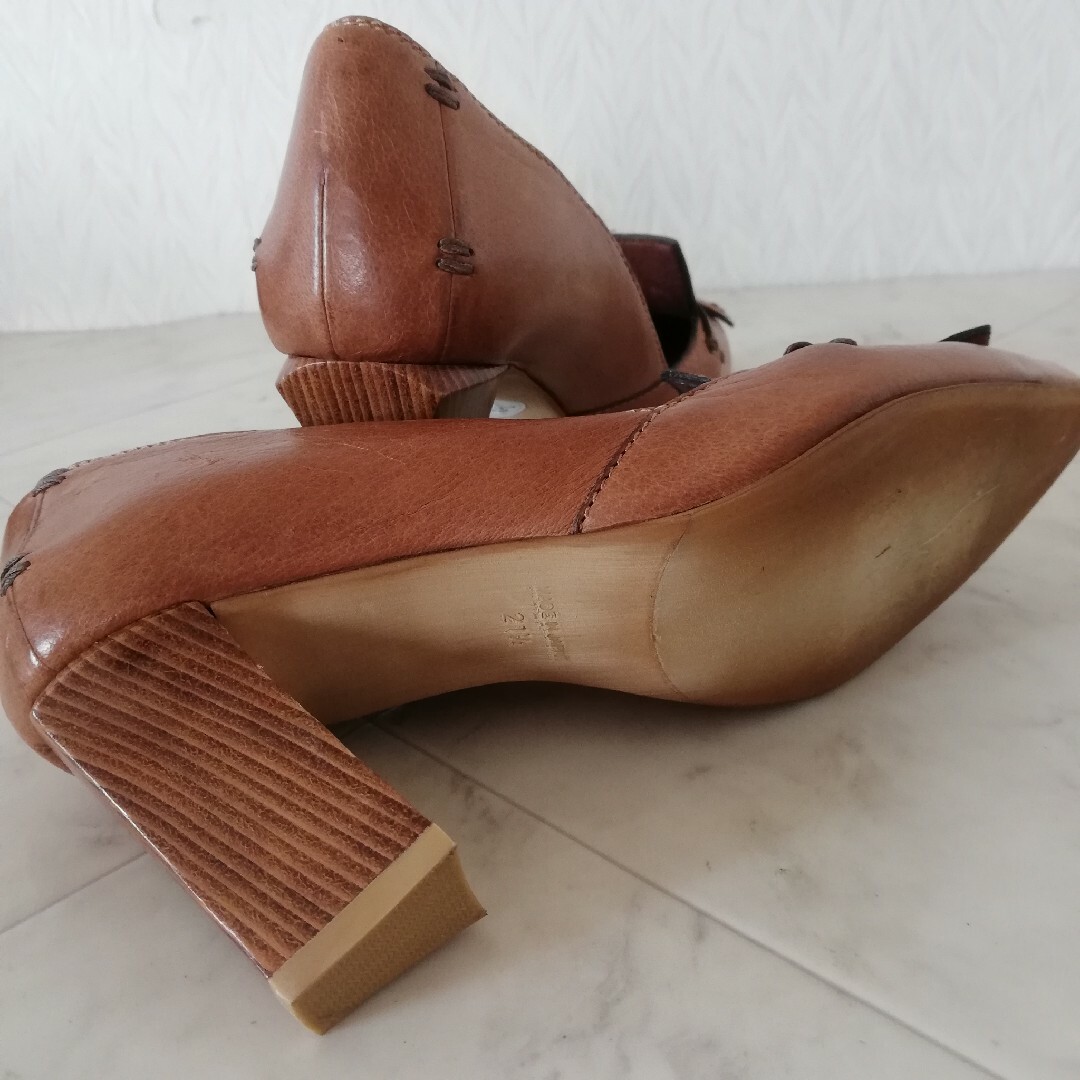 RABOKIGOSHI works(ラボキゴシワークス)のラボキゴシワークス RABOKIGOSHI 本革パンプス 21.5cm レディースの靴/シューズ(ハイヒール/パンプス)の商品写真