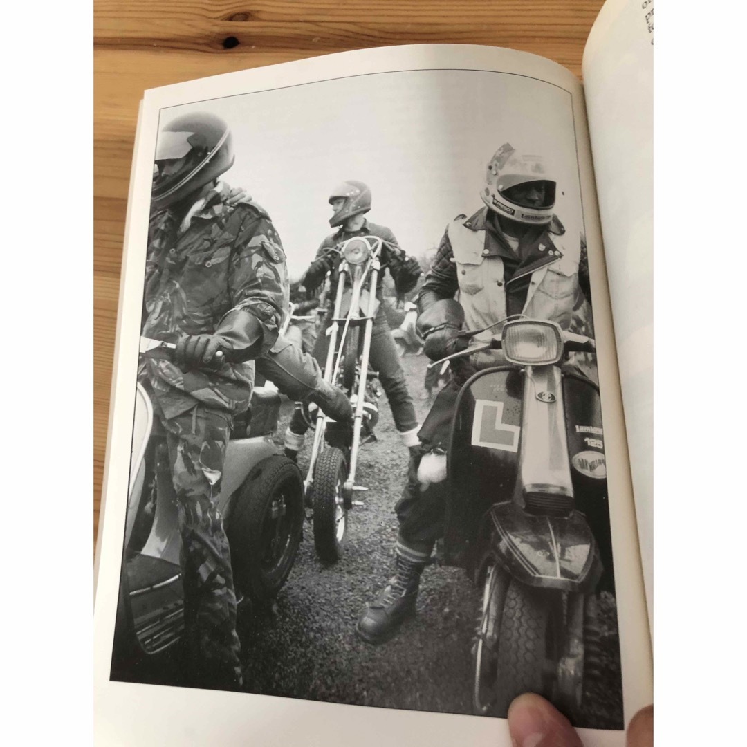 【絶版書籍】scooter boys vespa エンタメ/ホビーの本(洋書)の商品写真