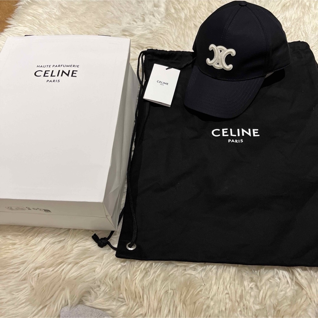 celine(セリーヌ)の新品 CELINE セリーヌ ベースボールキャップ 帽子 トリオンフ ブラック レディースの帽子(キャップ)の商品写真