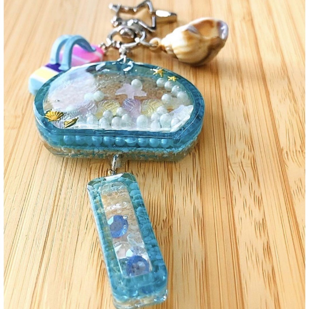 風鈴 シェイカー シャカシャカ キーホルダー 砂浜 海の通販 by umika 風鈴 シェイカー シャカシャカ キーホルダー 砂浜 海の通販 by umika