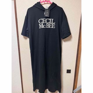 セシルマクビー(CECIL McBEE)のセシルマクビー　CECIL McBEE  パーカー　ワンピ　ロゴ　黒　L 新品(ロングワンピース/マキシワンピース)