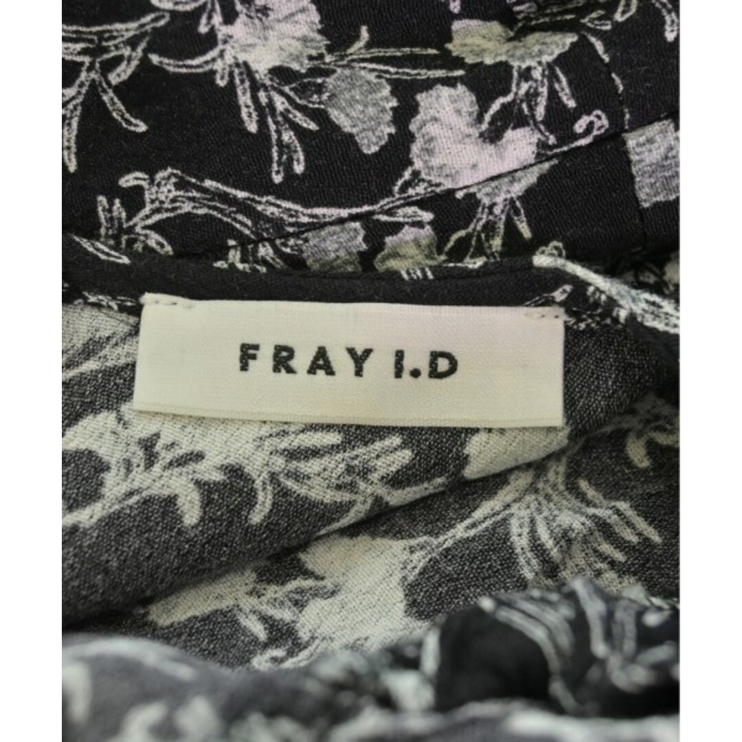 FRAY I.D(フレイアイディー)のFRAY I.D ワンピース 0(XS位) 黒x白xグレー(花柄) 【古着】【中古】 レディースのワンピース(ひざ丈ワンピース)の商品写真