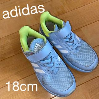 アディダス(adidas)のadidas👟18cm(スニーカー)