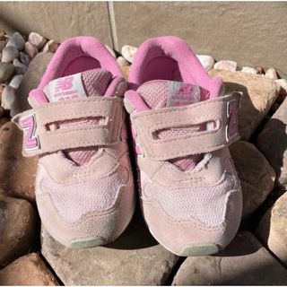 ニューバランス(New Balance)の◆ニューバランス　スニーカー　キッズ　女の子(スニーカー)