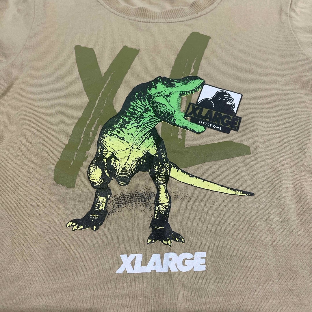 XLARGE KIDS(エクストララージキッズ)のXLARGE 恐竜　キッズＴシャツ90cm キッズ/ベビー/マタニティのキッズ服男の子用(90cm~)(Tシャツ/カットソー)の商品写真