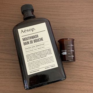 Aesop/イソップ マウスウォッシュ空き瓶とビーカー