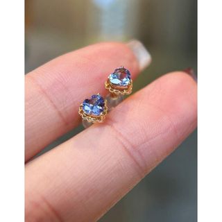 ハート形タンザナイトピアスk18 ハートピアス(ピアス)