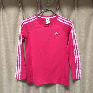 アディダス(adidas)のadidas 長袖トップス(Tシャツ(長袖/七分))