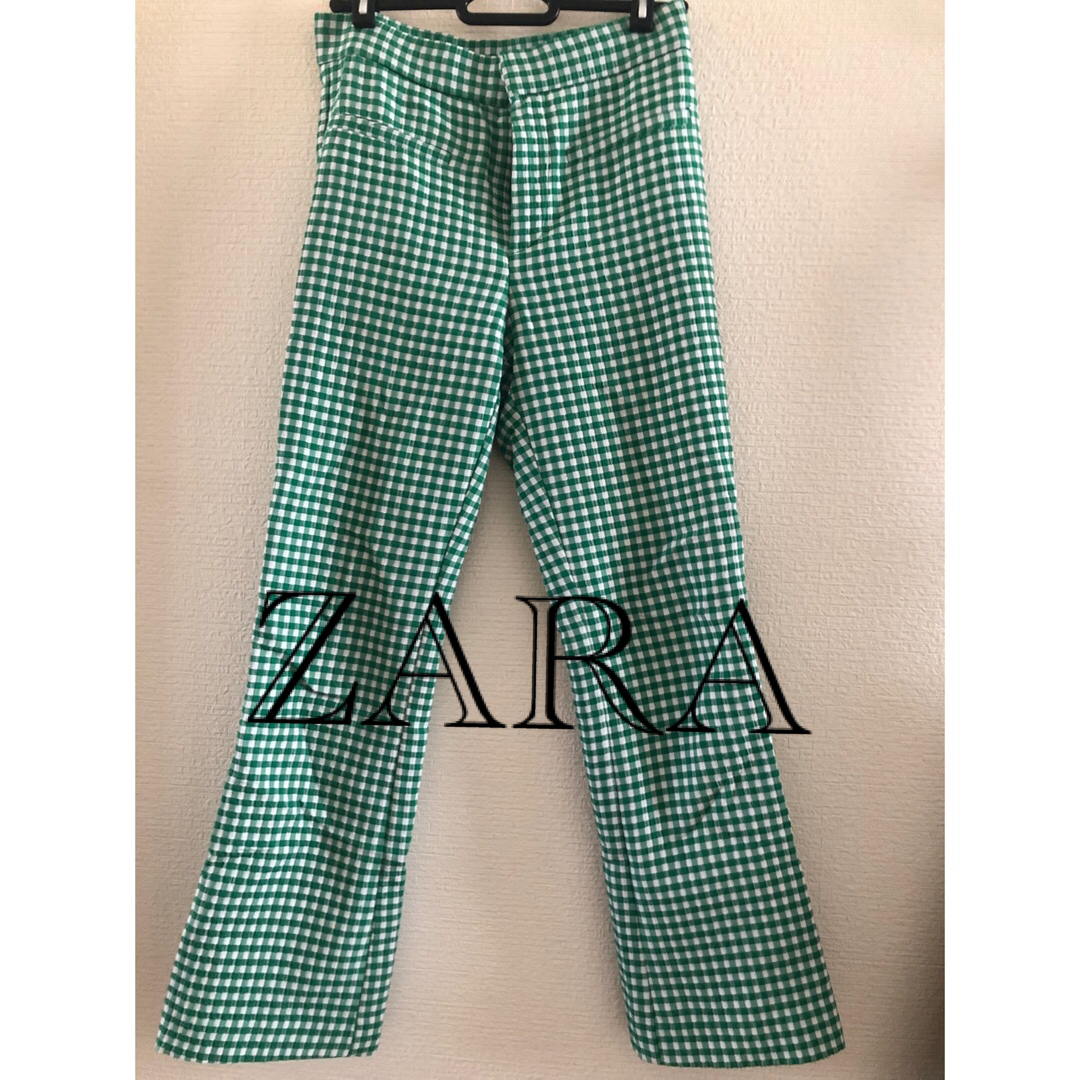 ZARA(ザラ)のZARA グリーン　チェックフレアパンツ　M レディースのパンツ(カジュアルパンツ)の商品写真