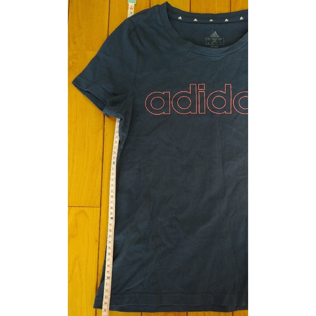 adidas(アディダス)の【中古】adidas　Tシャツ　紺　150～160　小柄な女性向き キッズ/ベビー/マタニティのキッズ服女の子用(90cm~)(Tシャツ/カットソー)の商品写真