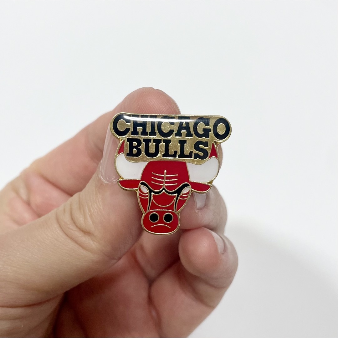 シカゴブルズ ピンバッジ NBA バスケ CHICAGO BULLS Pins スポーツ/アウトドアのスポーツ/アウトドア その他(バスケットボール)の商品写真