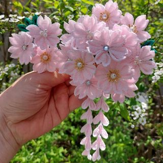 つまみ細工　髪飾り　七五三　薄ピンク　成人式　桜(ヘアアクセサリー)