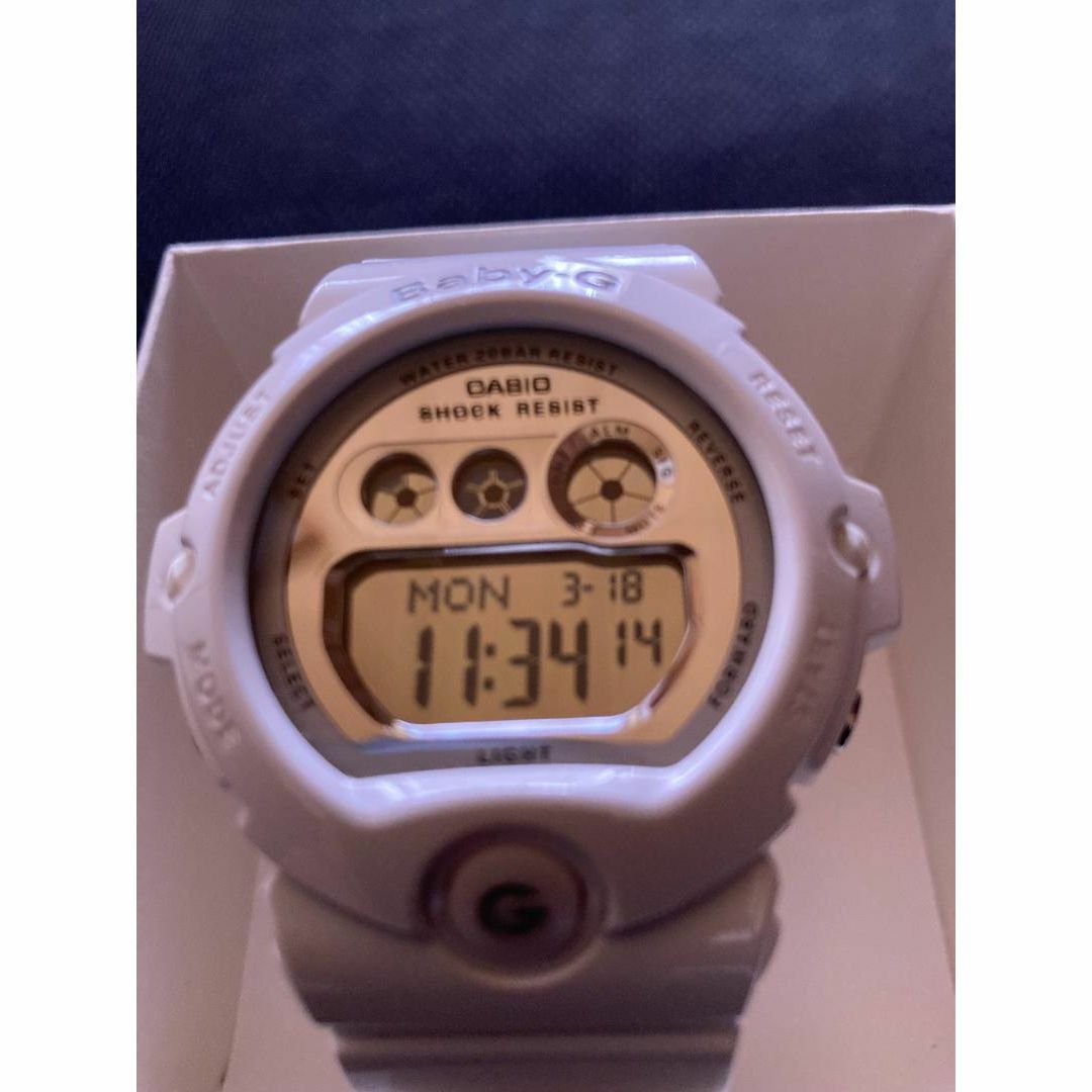 カシオ 腕時計 ベビージー BG-6900-7JF ホワイト